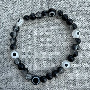 Black and White Beaded Bracelet